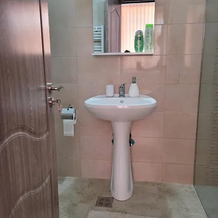 Apartamente Livada Râmnicu Vâlcea Extérieur photo
